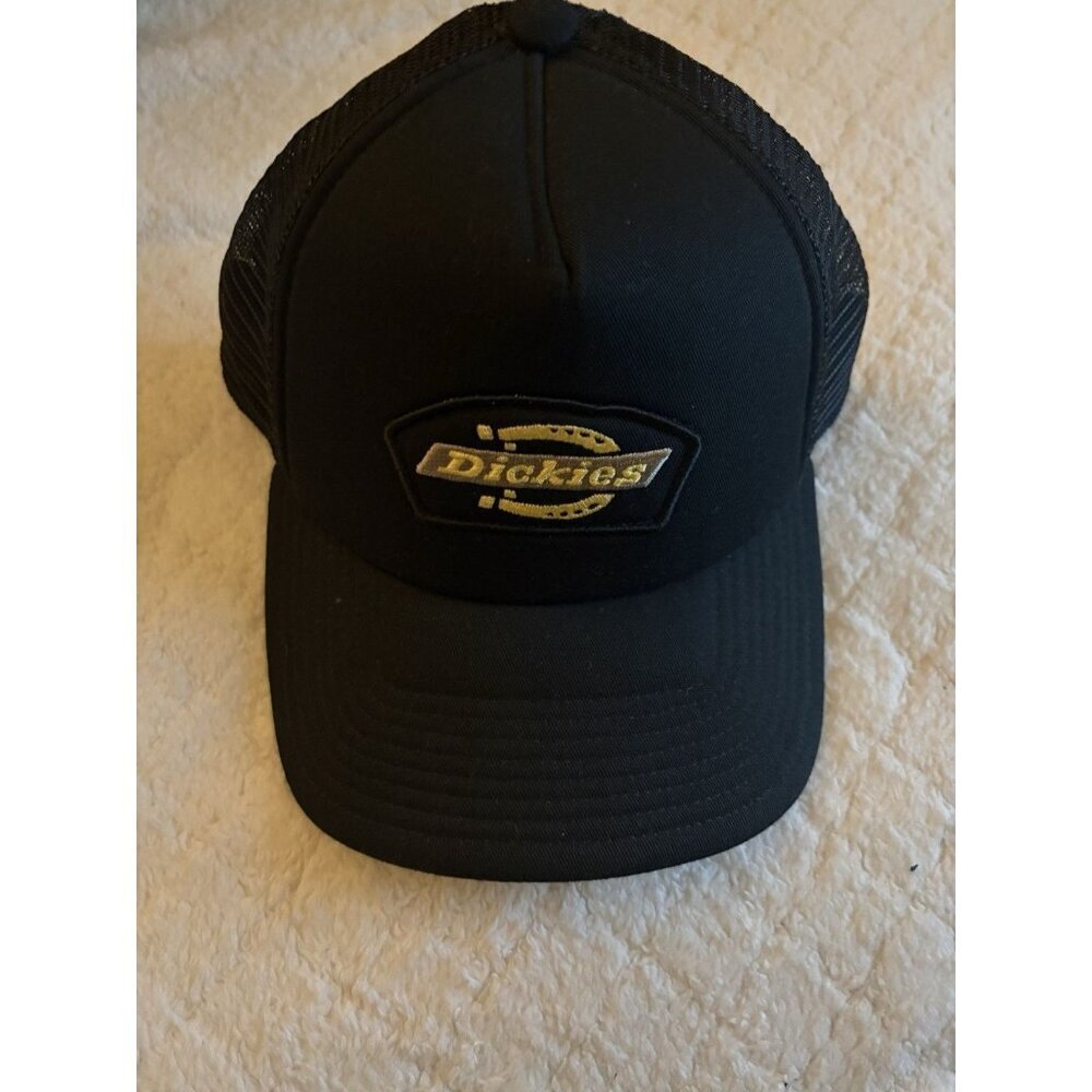Dickies Horseshoe patch hat black foam A frame mesh back snapback Cap